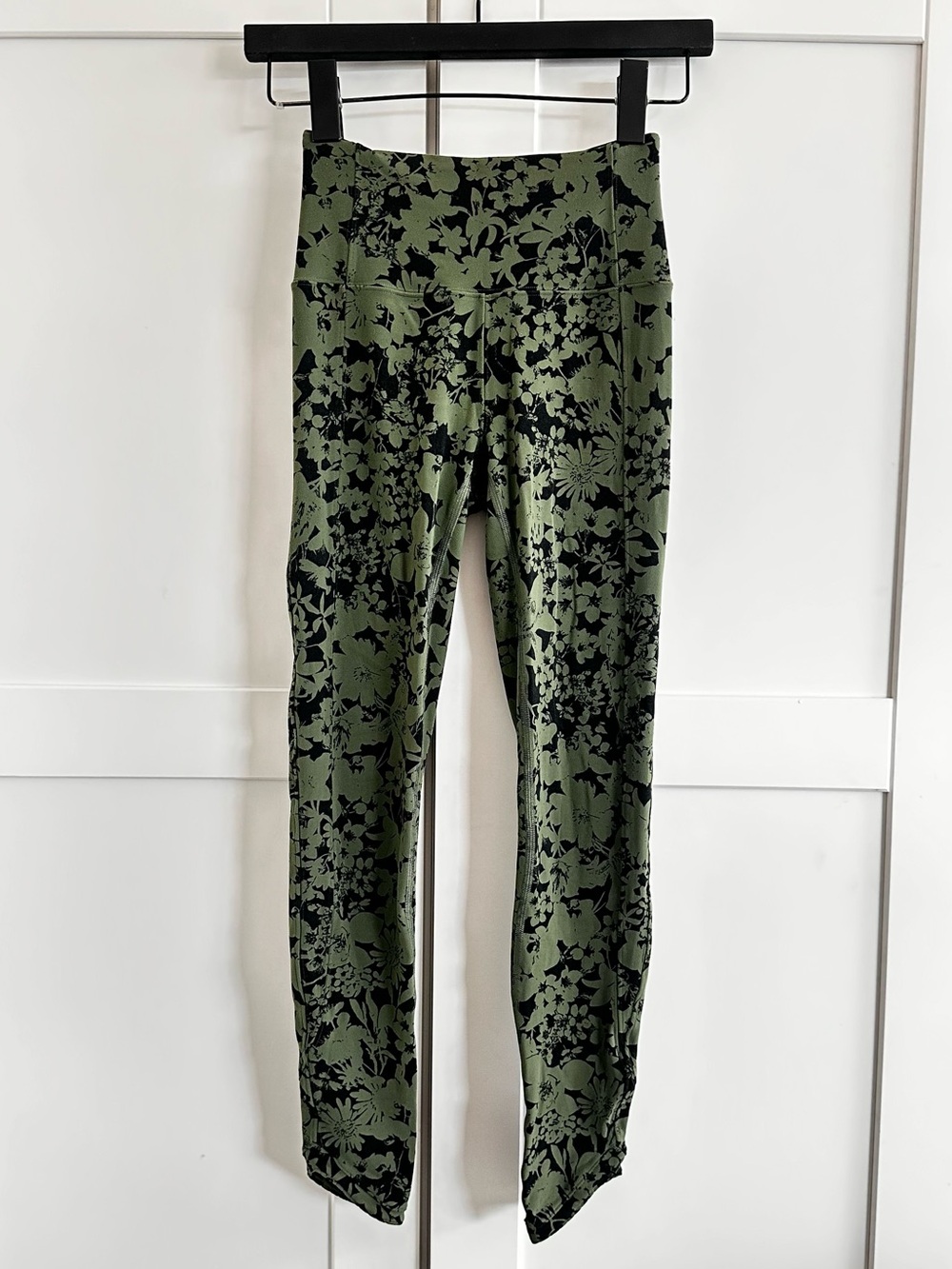 Lululemon In Movement 25” Leggings Efflorescent Green Black Size 2